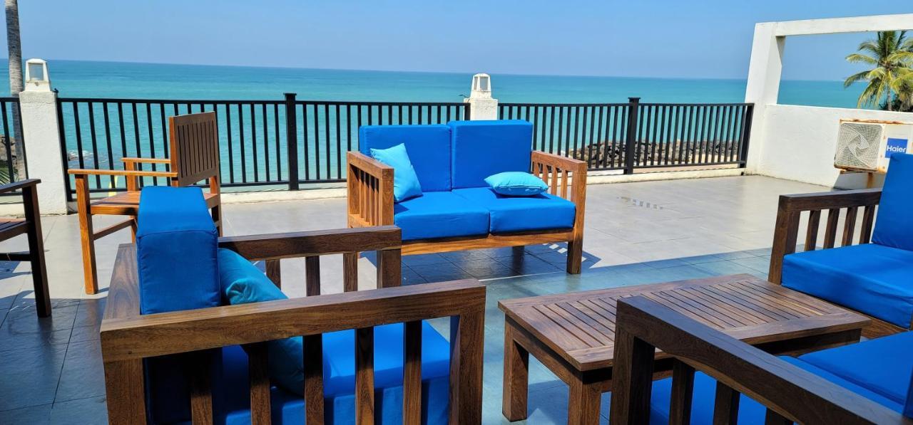 White Sand Villa - Beach Front ฮิกคาดูวา ภายนอก รูปภาพ